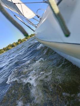Szkolenia żeglarskie na Mazurach 