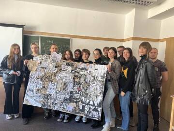 Studenci SAN w wspólnej pracy pt. 