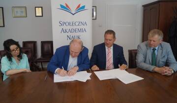 Nowa współpraca Społecznej Akademii Nauk!