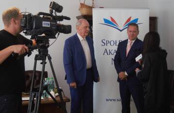 Nowa współpraca Społecznej Akademii Nauk!